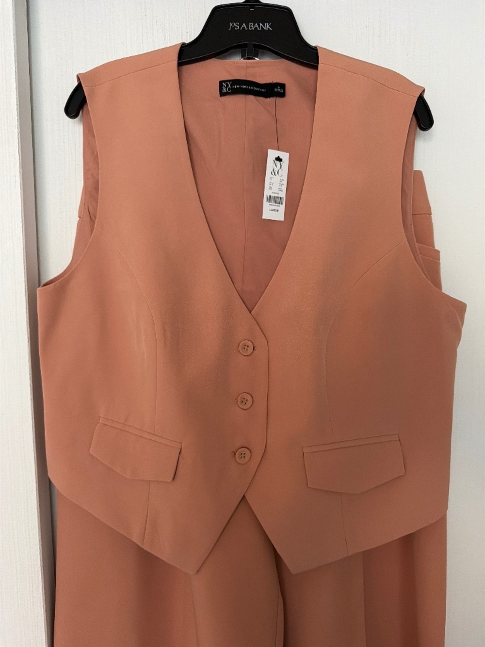 New York & Company Peach Blush Tailored Vest Size Large NWT